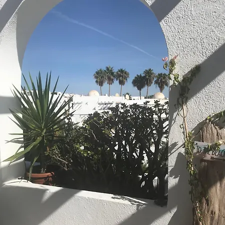 Holiday home 1st Floor Penthouse Sea And Mountain View 5 Min Stroll To