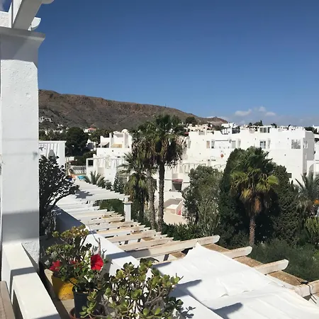 1st Floor Penthouse Sea And Mountain View 5 Min Stroll To