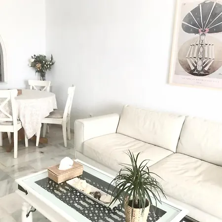 Holiday home 1st Floor Penthouse Sea And Mountain View 5 Min Stroll To