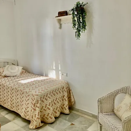 1st Floor Penthouse Sea And Mountain View 5 Min Stroll To *