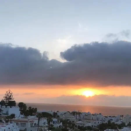 Holiday home 1st Floor Penthouse Sea And Mountain View 5 Min Stroll To *