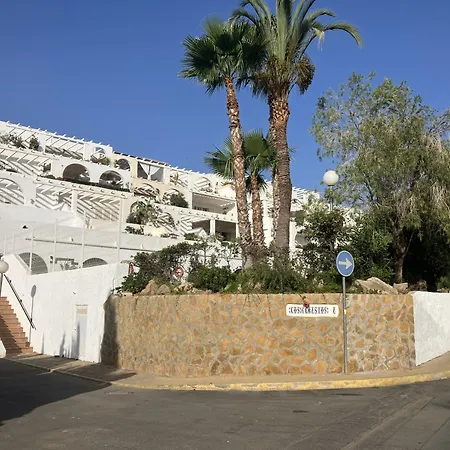 Holiday home 1st Floor Penthouse Sea And Mountain View 5 Min Stroll To